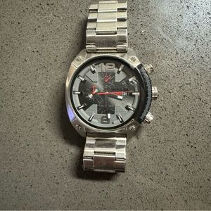 Diesal Watch model D24298